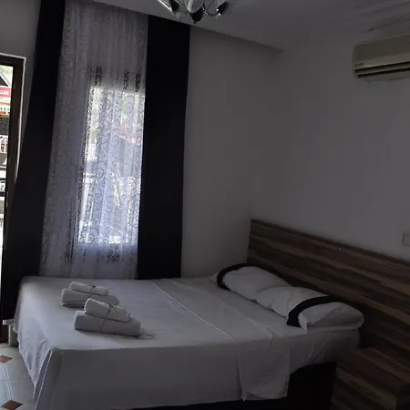 Bed & Breakfast New St. Nicholas Garden *